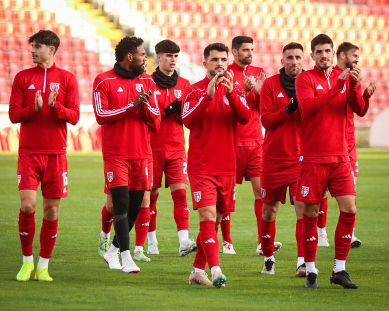 AVS Futebol SAD Arrancou O Novo Ano Treino Aberto