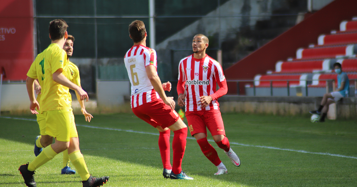 Vila das Aves, 10/30/2018 - The Clube Desportivo das Aves received Sporting  Clube de Portugal this afternoon at the EstÃ¡dio do Clube Desportivo das  Aves, in a game to count for the